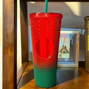 2022 Disney Christmas, Red And Green